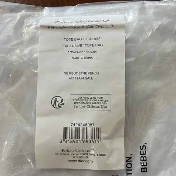 DIOR BEAUTE AROUND THE WORLD TOTE - Picture 9 of 9